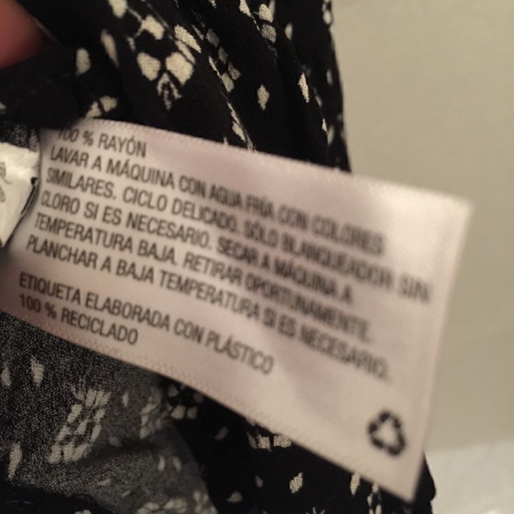 Universal Threads plus size Hi Lo Cropped Top - Picture 5 of 6